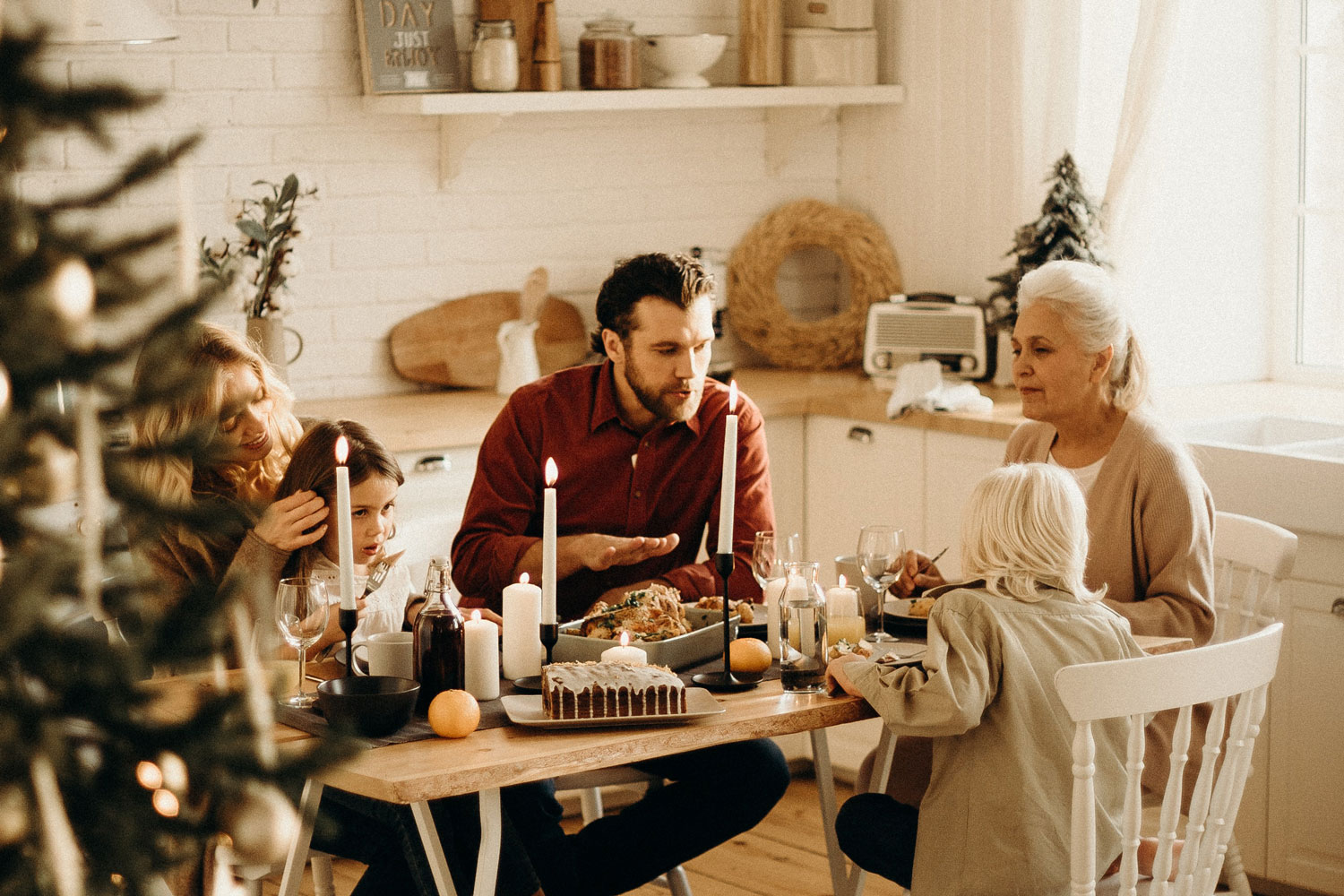The holidays approach on the heels of a divisive political season. These simple tips will help you restore peace in your relationships. Photo by cottonbro from Pexels.