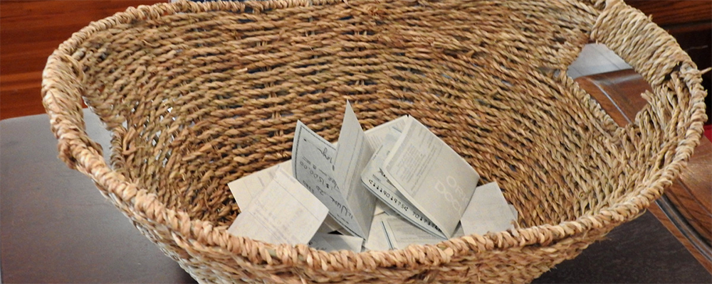 View of the offering basket at First United Methodist Church of Sulphur Springs, Texas, in 2020. Overall collection rates for general church ministries were higher than feared, but COVID-19 still presents a great deal of uncertainty for church financial leaders. File photo by Sam Hodges, UM News.